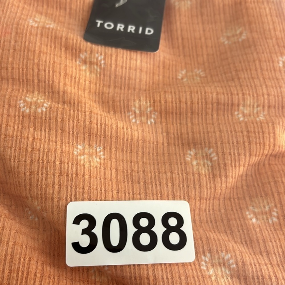 NWT Torrid Texture Knit High Neck Ruffle Crop Top Peach Size 4X | 3088 - Picture 9 of 10